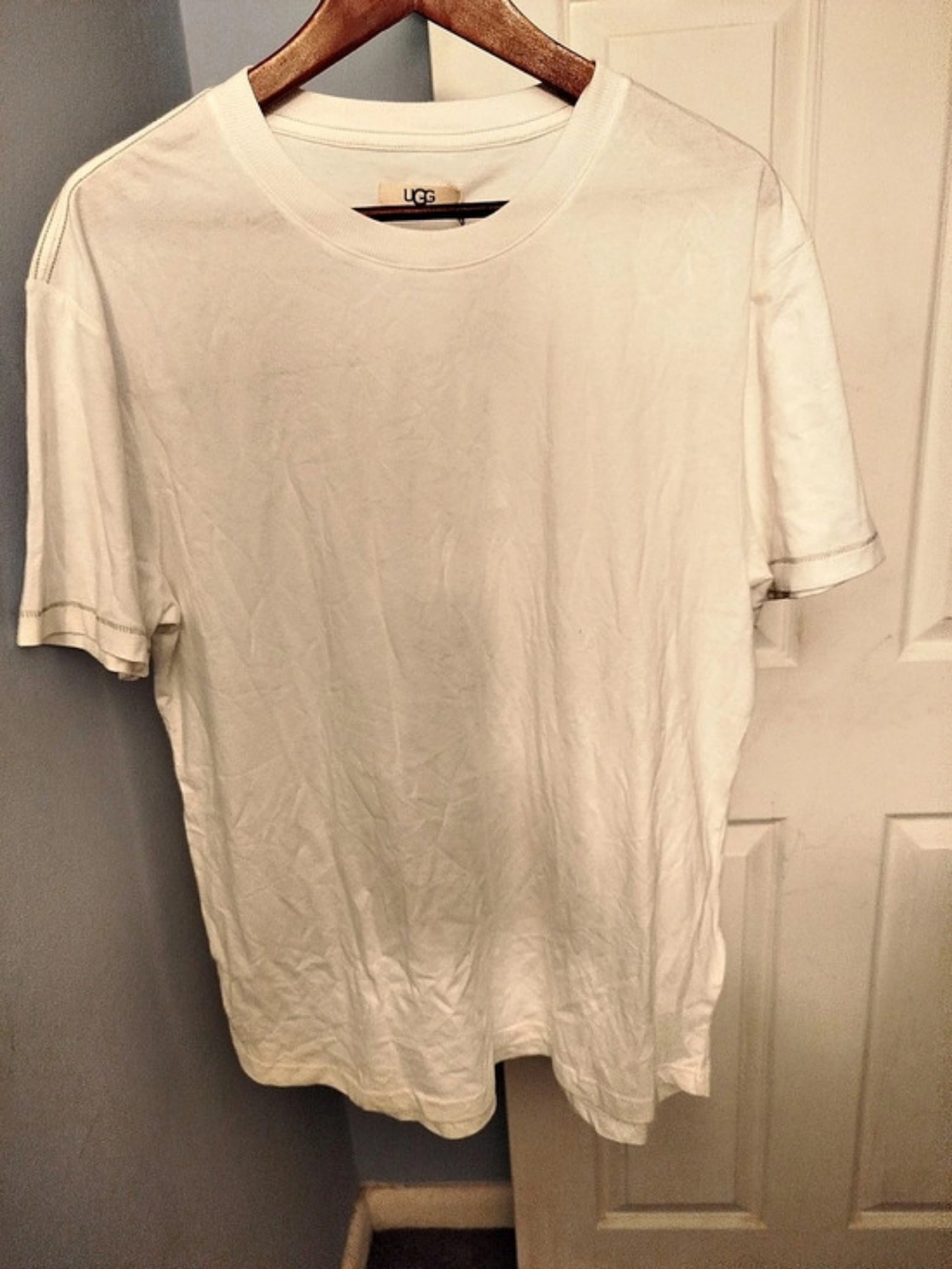 UGG Henrie T-Shirt Short Sleeve White Medium